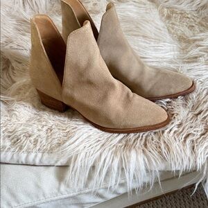 Free People Tan Suede Ankle Boots 39